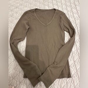 Brandy Melville long sleeve
